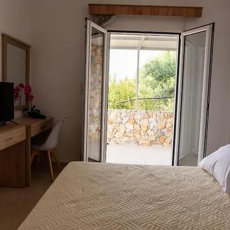 Zografia - Charming House Near The Coast *