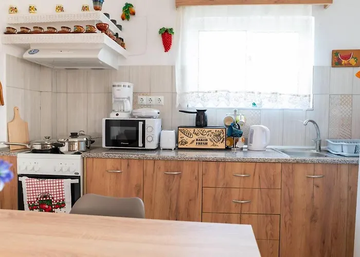 Zografia - Charming House Near The Coast *